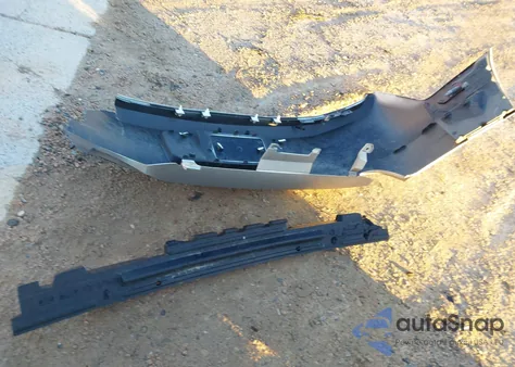 2013 Ford Mustang V6 z USA, uszkodzony, nr VIN 1ZVBP8AM8D5277358